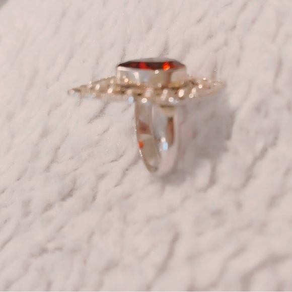 Genuine Garnet Vintage Ring  Silvers Overlay - Picture 4 of 6